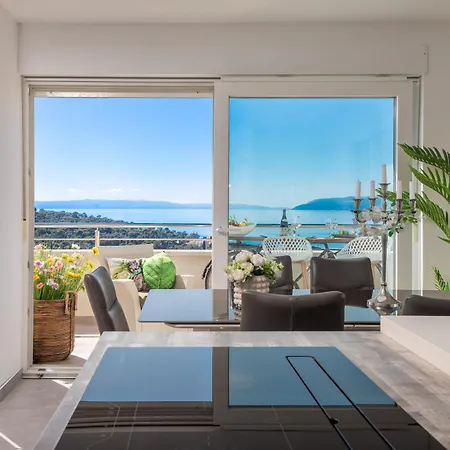 Apartman Luxury Penthouse With Jacuzzi, Panoramic View *