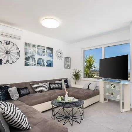 Luxury Penthouse With Jacuzzi, Panoramic View Appartement