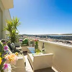 Luxury Penthouse With Jacuzzi, Panoramic View Appartement *
