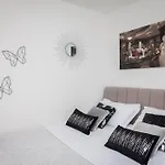 Appartement Luxury Penthouse With Jacuzzi, Panoramic View Makarska
