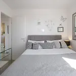 Luxury Penthouse With Jacuzzi, Panoramic View Appartement *