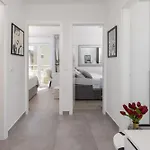 Luxury Penthouse With Jacuzzi, Panoramic View Appartement *