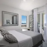 Luxury Penthouse With Jacuzzi, Panoramic View