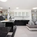 Appartement Luxury Penthouse With Jacuzzi, Panoramic View Makarska