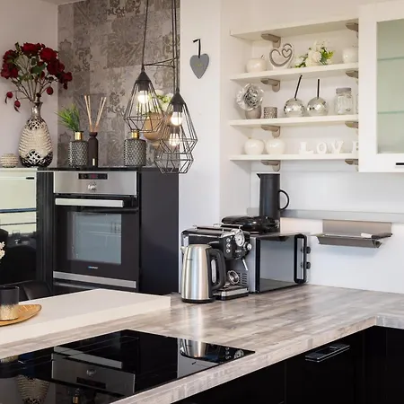 Luxury Penthouse With Jacuzzi, Panoramic View Makarska