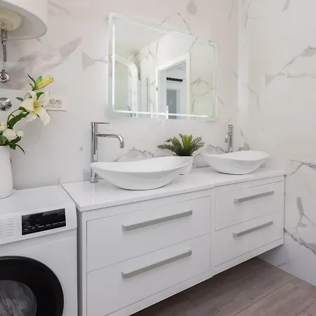 Luxury Penthouse With Jacuzzi, Panoramic View