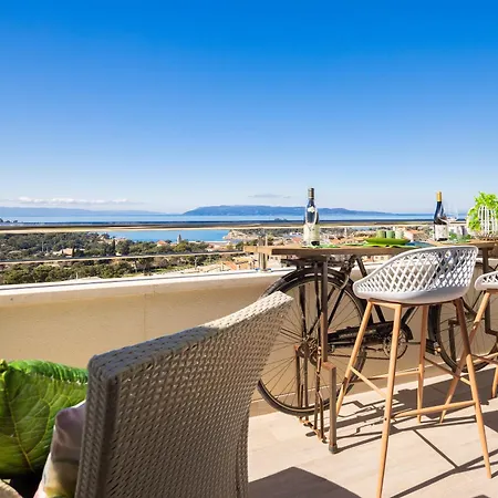 Apartment Luxury Penthouse With Jacuzzi, Panoramic View *