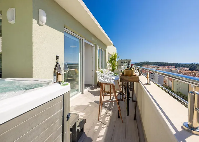 شقة Luxury Penthouse With Jacuzzi, Panoramic View *