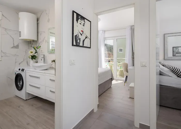 Luxury Penthouse With Jacuzzi, Panoramic View * ماكارسكا