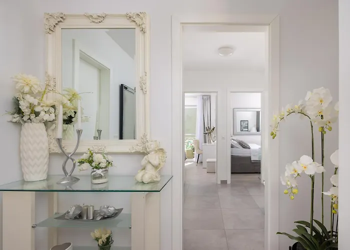 Luxury Penthouse With Jacuzzi, Panoramic View * ماكارسكا