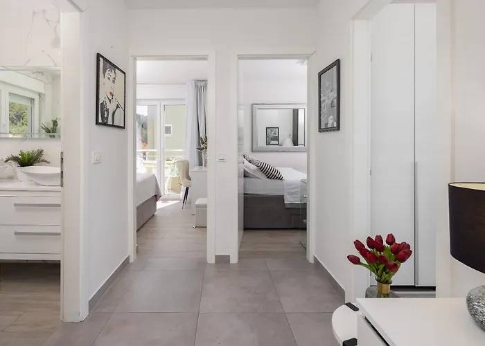 Luxury Penthouse With Jacuzzi, Panoramic View Apartmán *