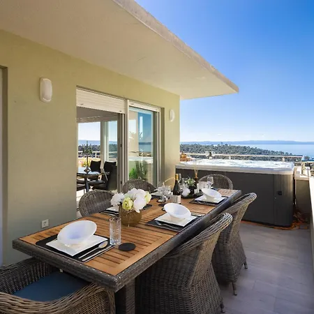 Lejlighed Luxury Penthouse With Jacuzzi, Panoramic View Makarska