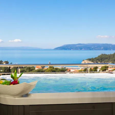 Lejlighed Luxury Penthouse With Jacuzzi, Panoramic View Makarska